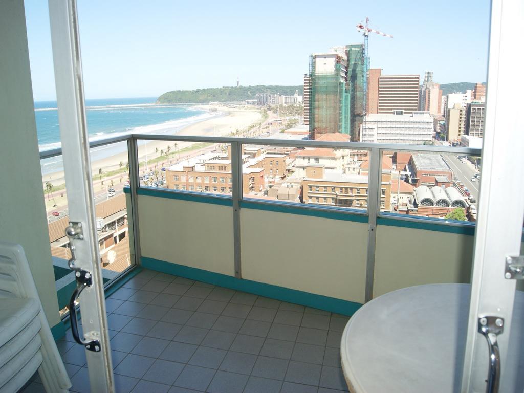 10 South / Durban Sands Екстер'єр фото