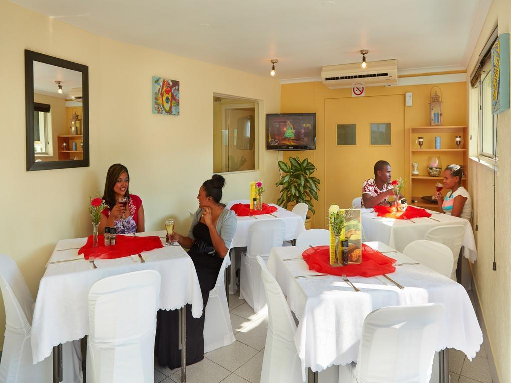 10 South / Durban Sands Екстер'єр фото